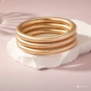 Elegant Gold Bangle Bracelet Set